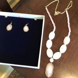 Necklace and earring set